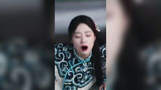 她是不受寵的小千金